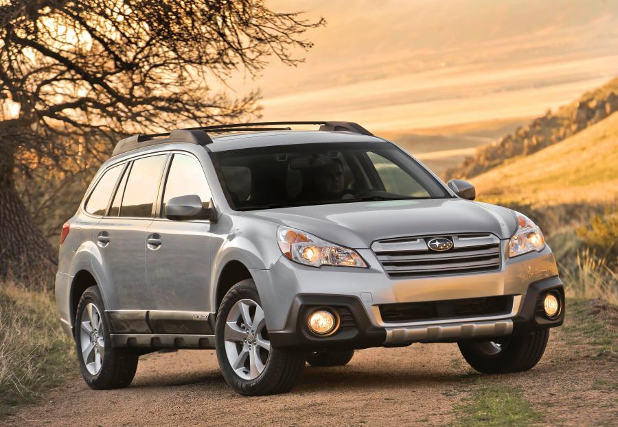  Subaru Outback 2013 года  (фото 17 из 29)